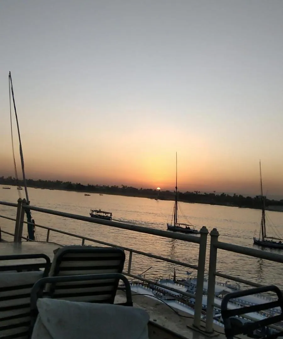 Nile River Bnb Double Apartment Luxor